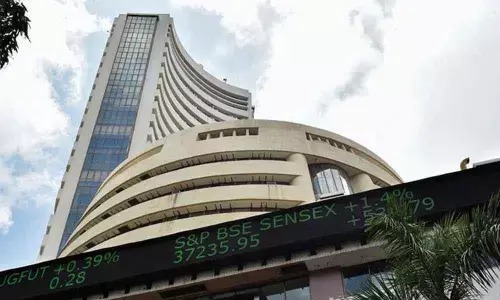 Sensex slumps 416 points on profit-booking