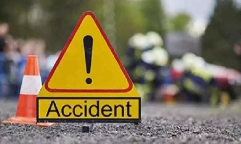 Five killed as car rams into tree in UP