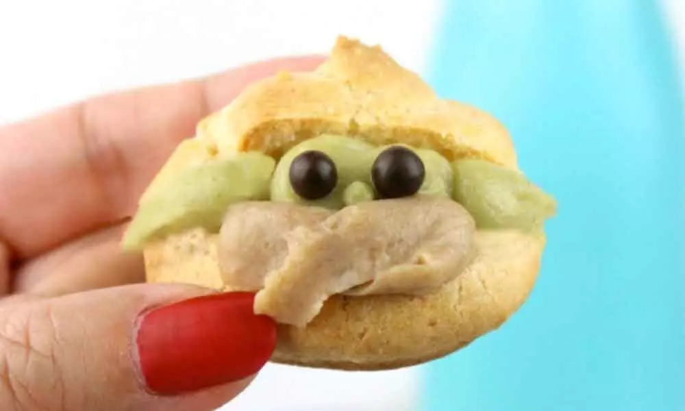 Baby Yoda Cream Puffs: The Internet Just Blessed us