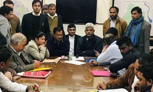 Kejriwal files nomination papers for Delhi polls