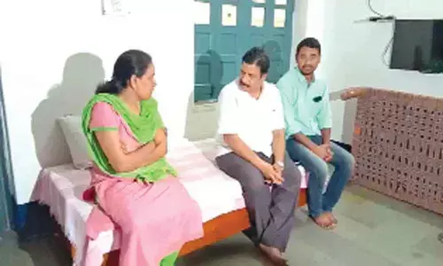 Cherku Sudhakar demands release of Prof Khaseem