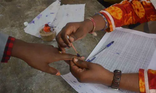 Civic bodies polling ends on peaceful note