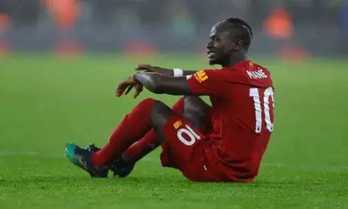 Liverpool boss Jurgen Klopp confesses pressure in dressing room after star striker suffers injury