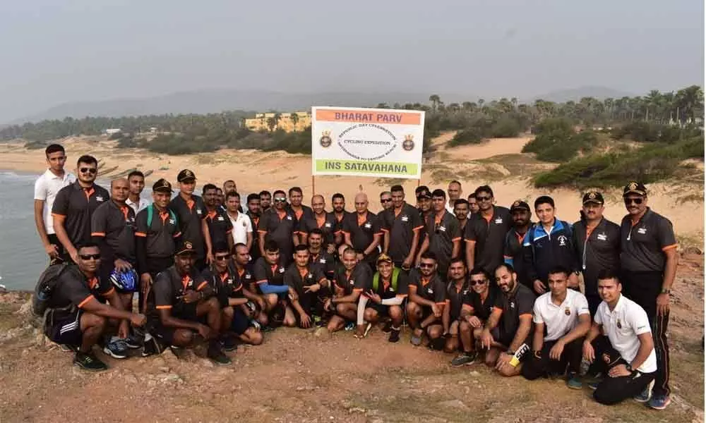 Visakhapatnam: 45 navy men take part in cycle expedition