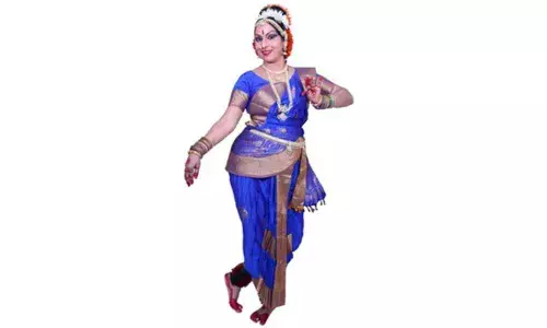 Embodiment of feminine power and sacrifice