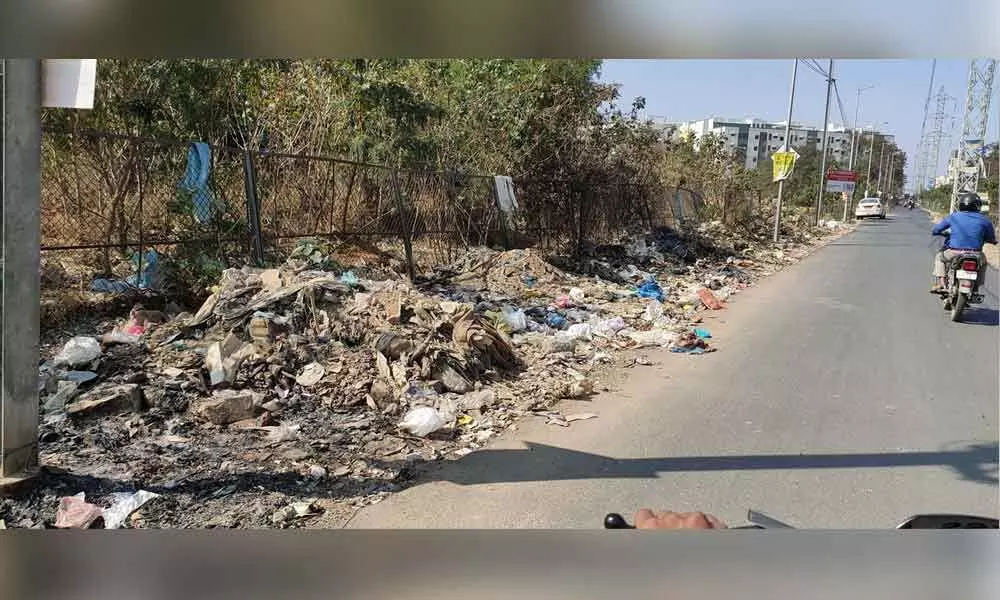 GHMC not clearing garbage in Kukatpally