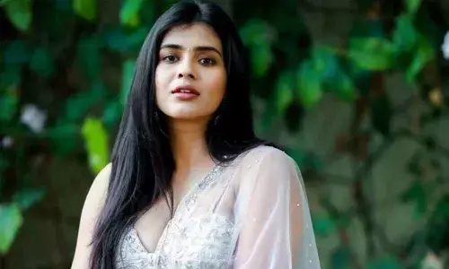Hebah Patel turns a singer