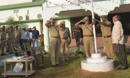 Work together to develop country: SP Malla Reddy