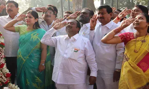 Warangal: Mayor Gunda Prakash Rao vows pothole-free roads