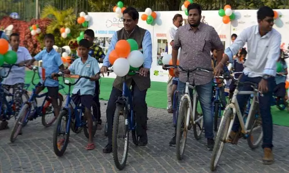 Kondapur: 20 recycled bicycles donated to children