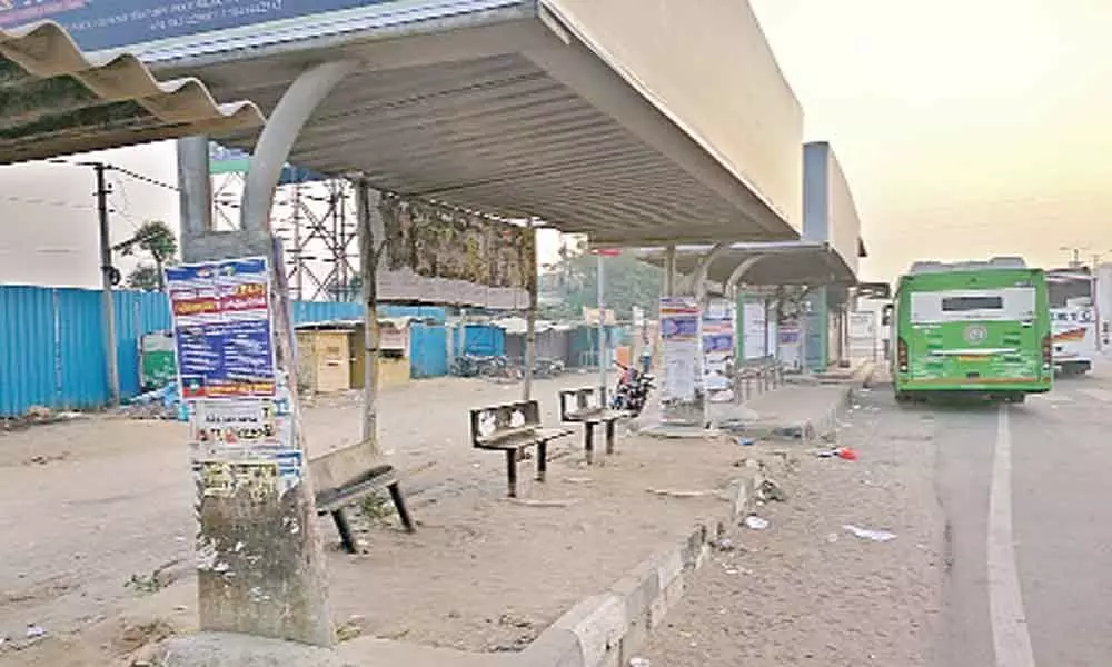 Miyapur: Denizens renovate bus shelter
