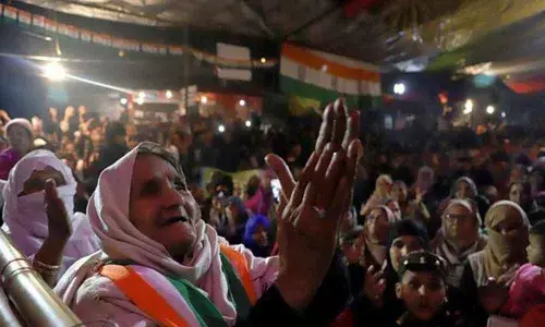 Shaheen Bagh-like Protest Breaks Out In Mumbai