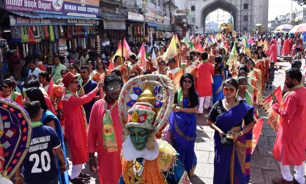 Charminar: Bengalis celebrate opening of Kali Mandir