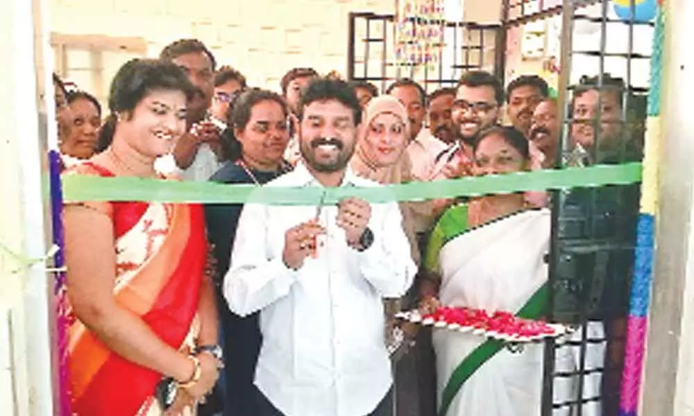MLA Dr Methuku Anand inaugurates emergency ward in Vikarabad