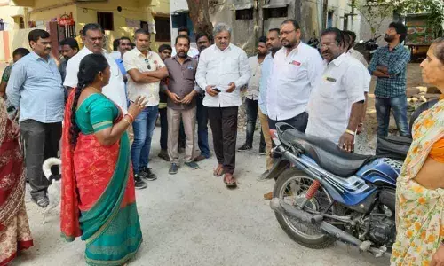 KPHB: Corporator Mandadi inspects Phase-III
