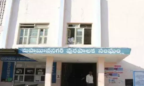 Mahbubnagar civic body chairman KC Narsimhulu felicitated