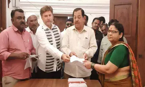 Darussalaam: Kalyana Lakshmi cheques distributed