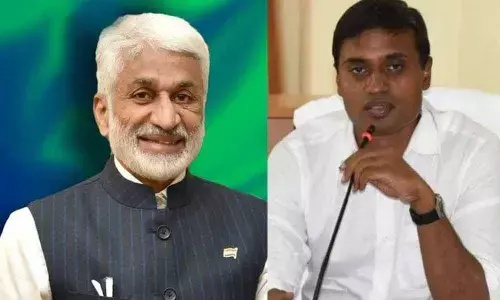 YSRCP puts forth nine issues before centre in the all party meeting held in Delhi