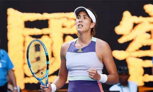 Muguruza, Kenin pull off upsets to set up final showdown