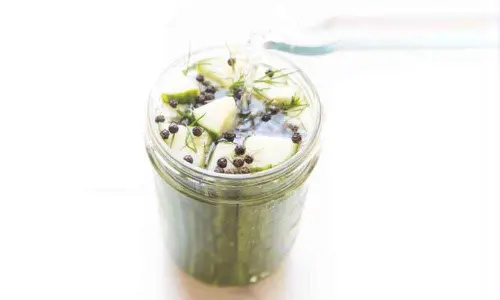 Gorakhpur: After Lassi start-up, UP students go for pickles now