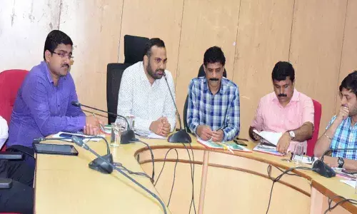 Khammam: Officials told to make arrangements for selling chilli through electronic National Agriculture Market