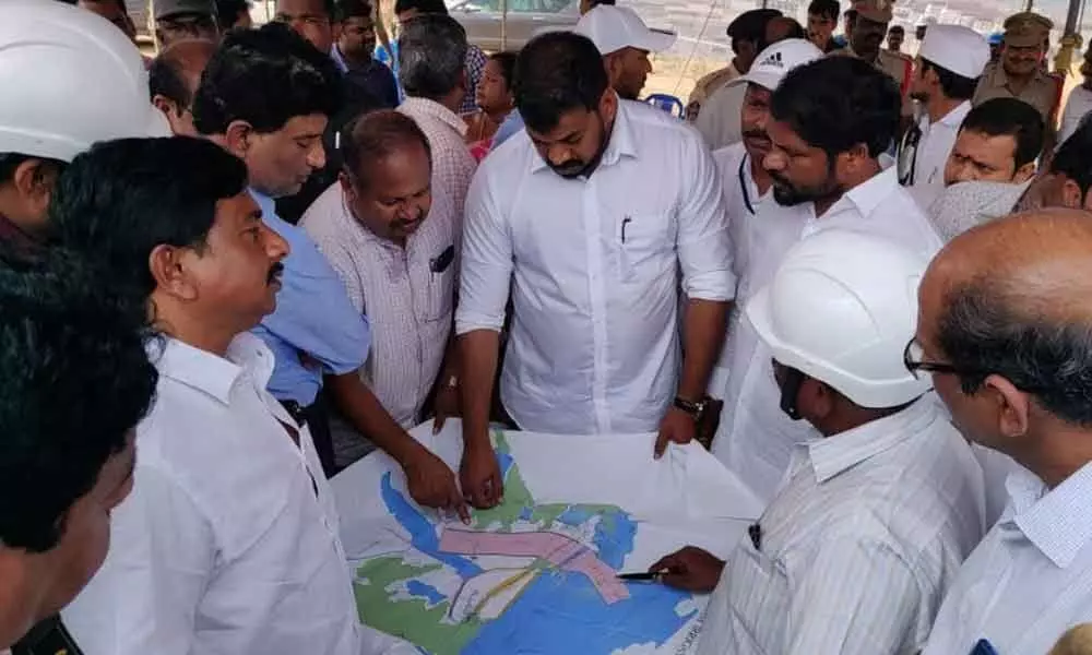 Minister Anil Kumar inspects Polavaram project, says it would be  completed by 2021