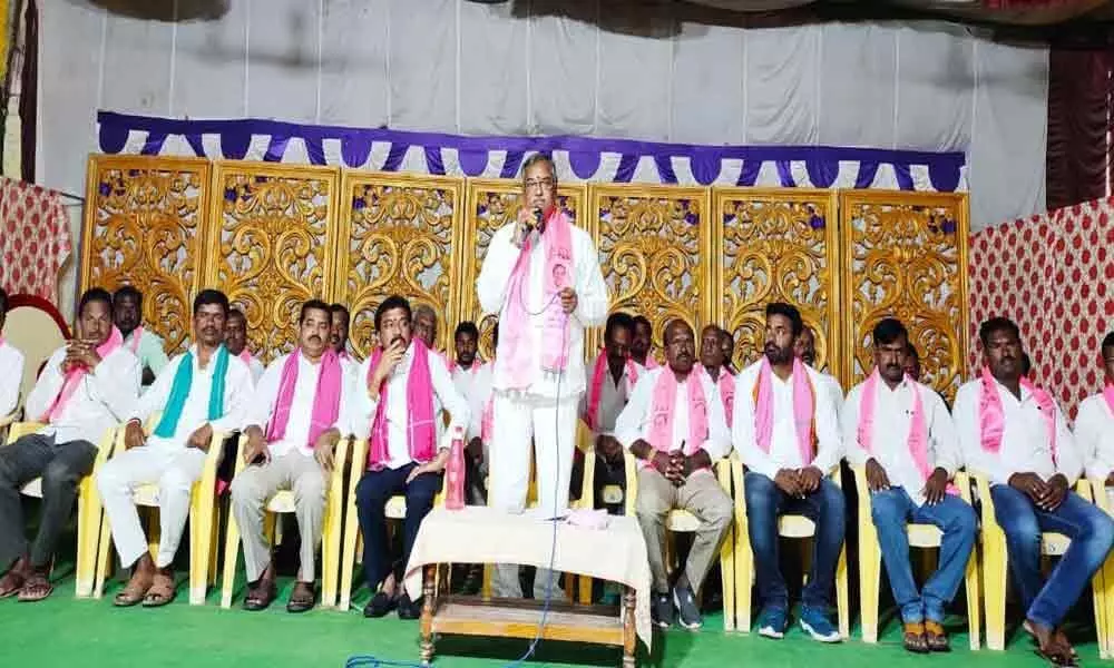 Cadre is key for party to flourish: MLA Manohar Reddy