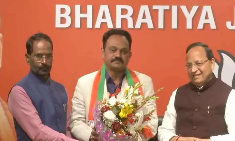 Congress leader Janardan Dwivedis son Samir Dwivedi joins BJP