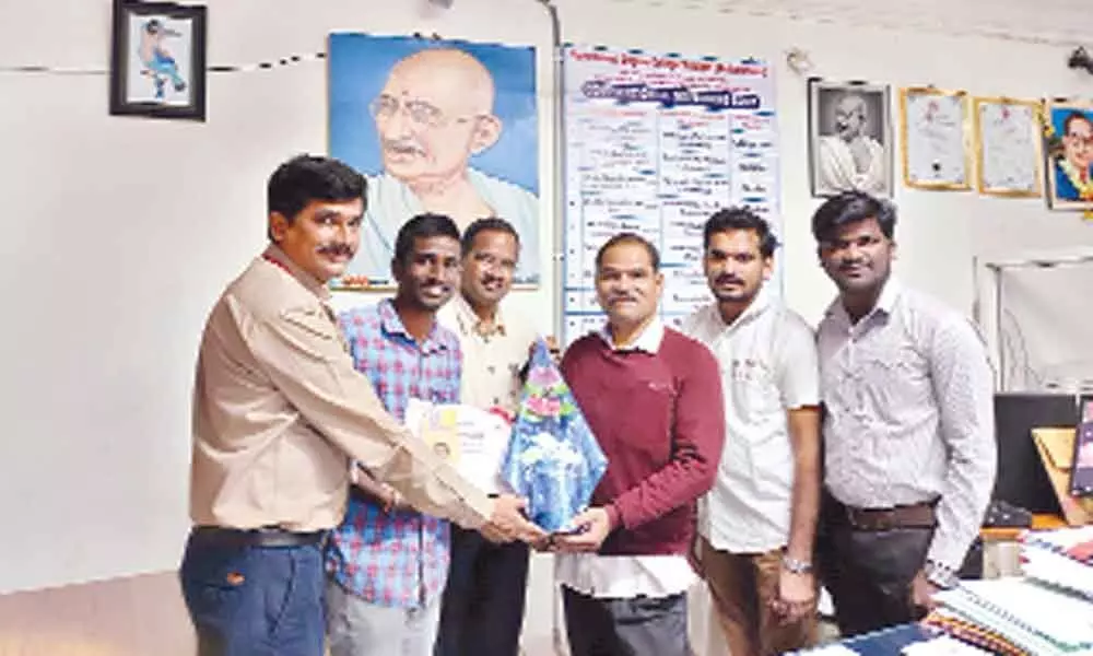 Siddipet Government Degree College Student bags Humanity Award