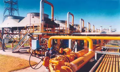 Centre moves Cabinet note for splitting GAIL