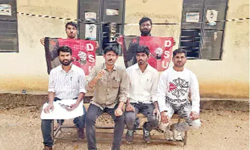 TRS corporator grabbing OU land: DSU leaders