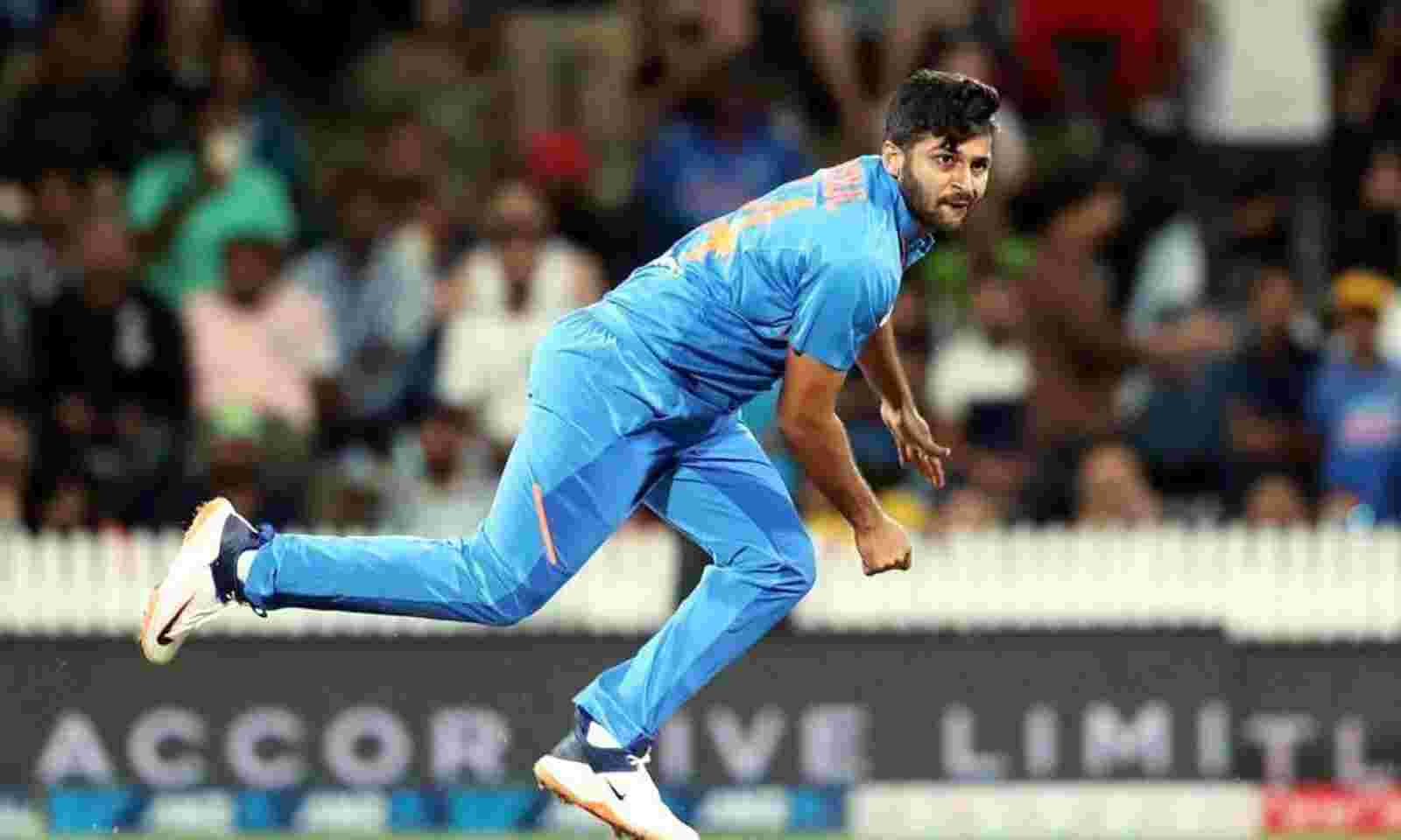 Shardul Thakur / India Vs New Zealand Disappointed Fans Come Up With Hilarious Memes On Shardul Thakur After 1st Odi Loss