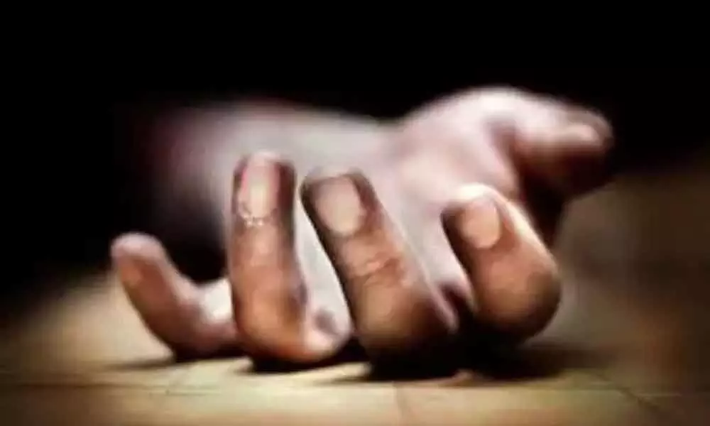 Lovers attempt suicide in Nellore district