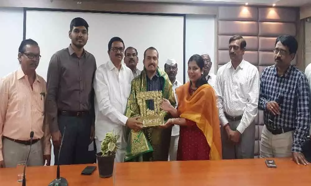 Kakatiya Urban Development Authority lauds Patil for his contribution