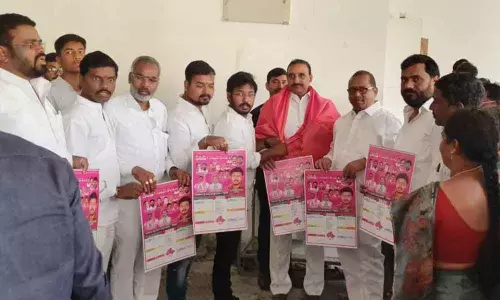 Allwyn Colony: MLA Arekapudi Gandhi releases New Year calendar