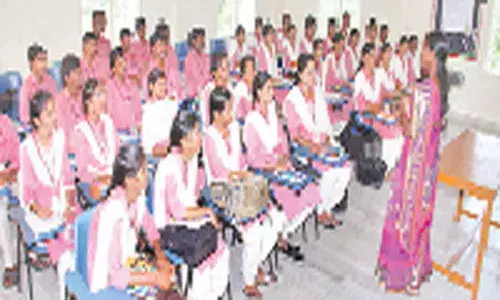 Kakinada: Despondency grips DEd students