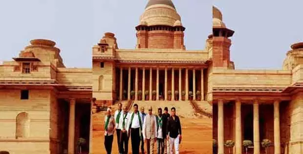 Three Capital: Amaravati farmers meet President Ramnath Kovind on Friday