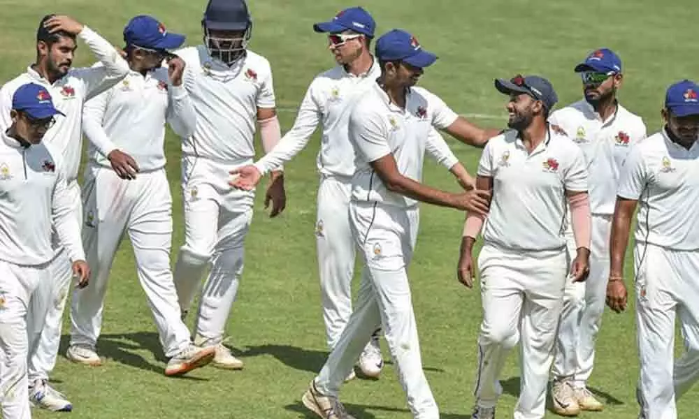 Mumbai out, Gujarat, Saurashtra qualify for  knockouts in Ranji Trophy