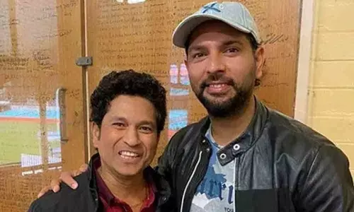 Tendulkar goes down the memory lane during SCG visit with Yuvraj