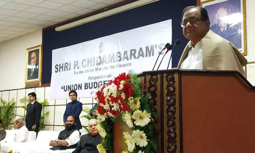 NDA govt incompetent in managing the economy: Chidambaram