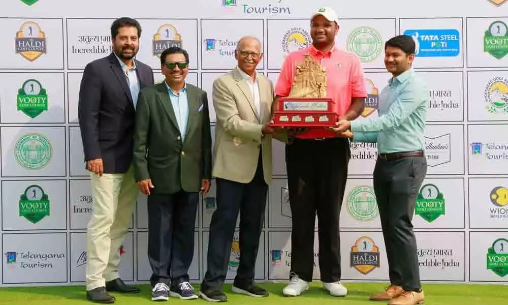 Udayan lifts Golconda Masters Golf Cship trophy
