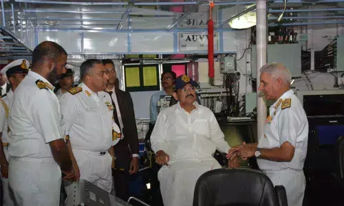 Visakhapatnam: Vice-President Venkaiah Naidu visits INS Dega