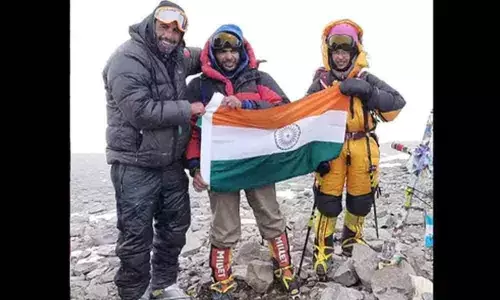 Mumbais Kaamya, youngest girl to scale Mt Aconcagua