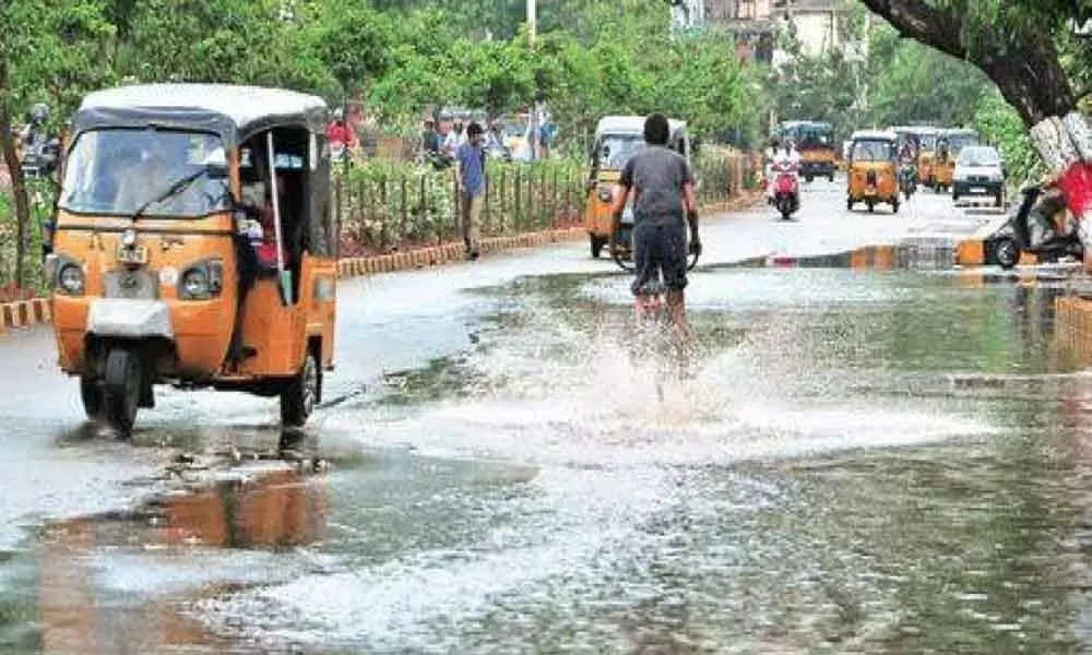 Weather Report: Rains in North Coastal Andhra, farmers concerned about damage of crops