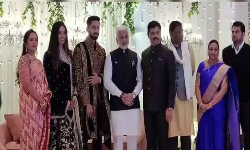 YSRCP MP at CM Ramesh sons wedding reception, both share the camaraderie