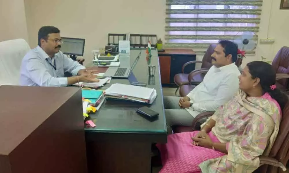 Hyderabad: Corporator Bobba Navatha Reddy seeks GHMC funds in Chandanagar