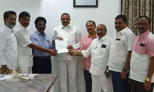 Hyderabad: Builders complain to MLA Arekapudi Gandhi over pesky penalties in Serilingampally