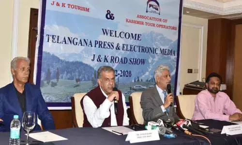 Hyderabad: Roadshow held to promote Jammu & Kashmir tourism
