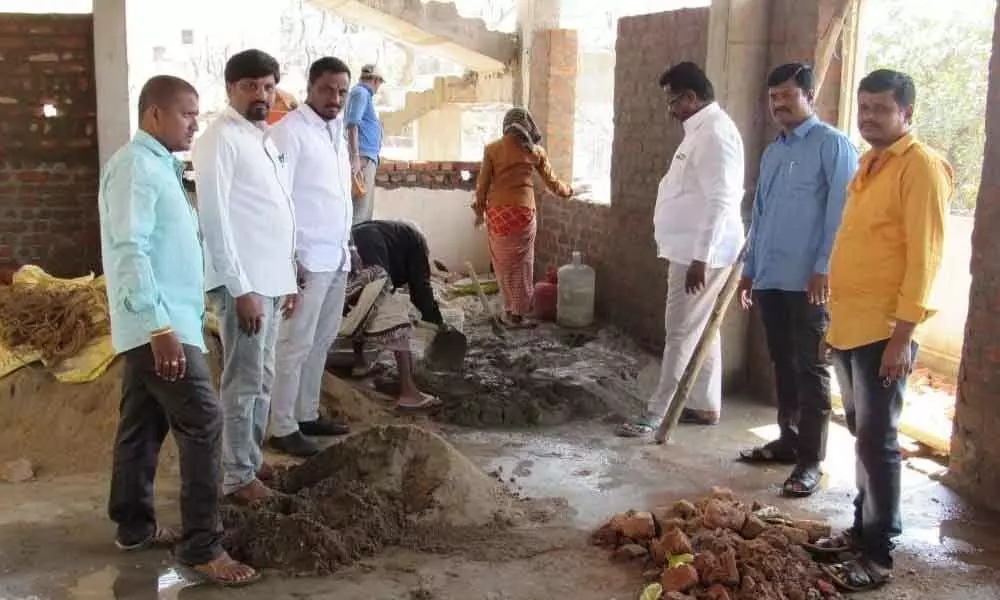 Hyderabad: Pannala Devendar Reddy inspects construction site in Mallapur