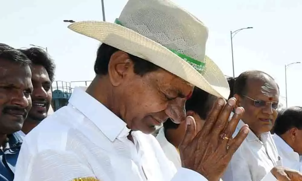 KCR puts onus on Team Kaleshwaram